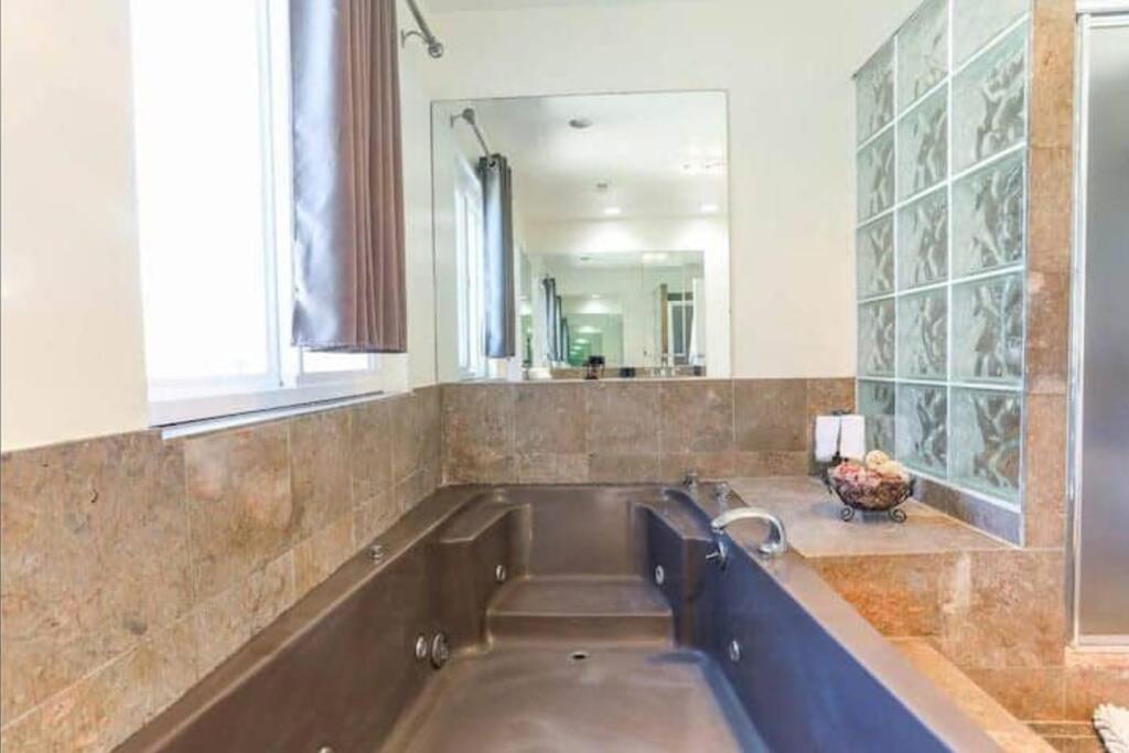 Vakantiehuis Large 5 Br- Beverly Hills Adj